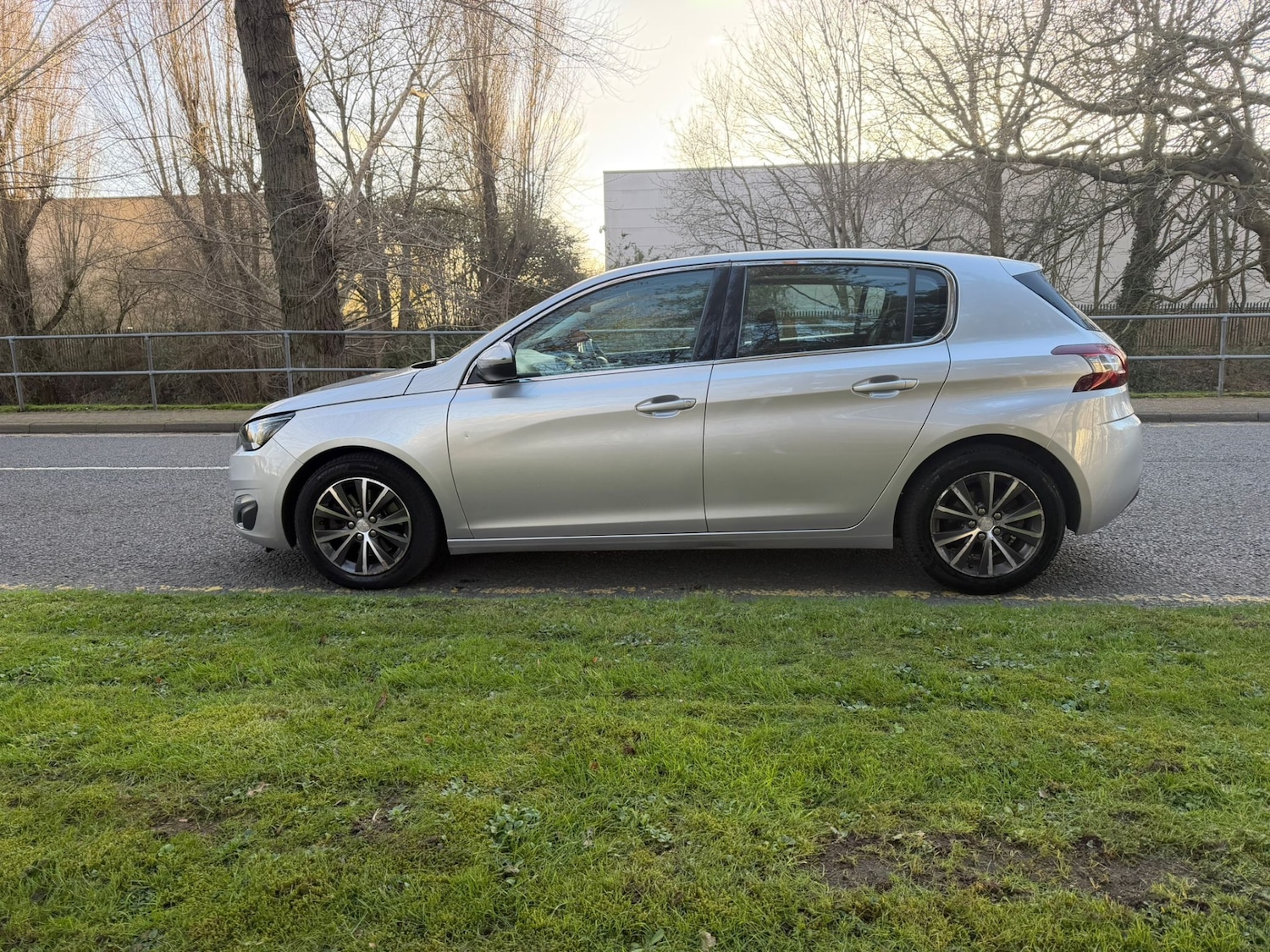 Used Peugeot 308 2016 for sale - 77896595: Photo 7