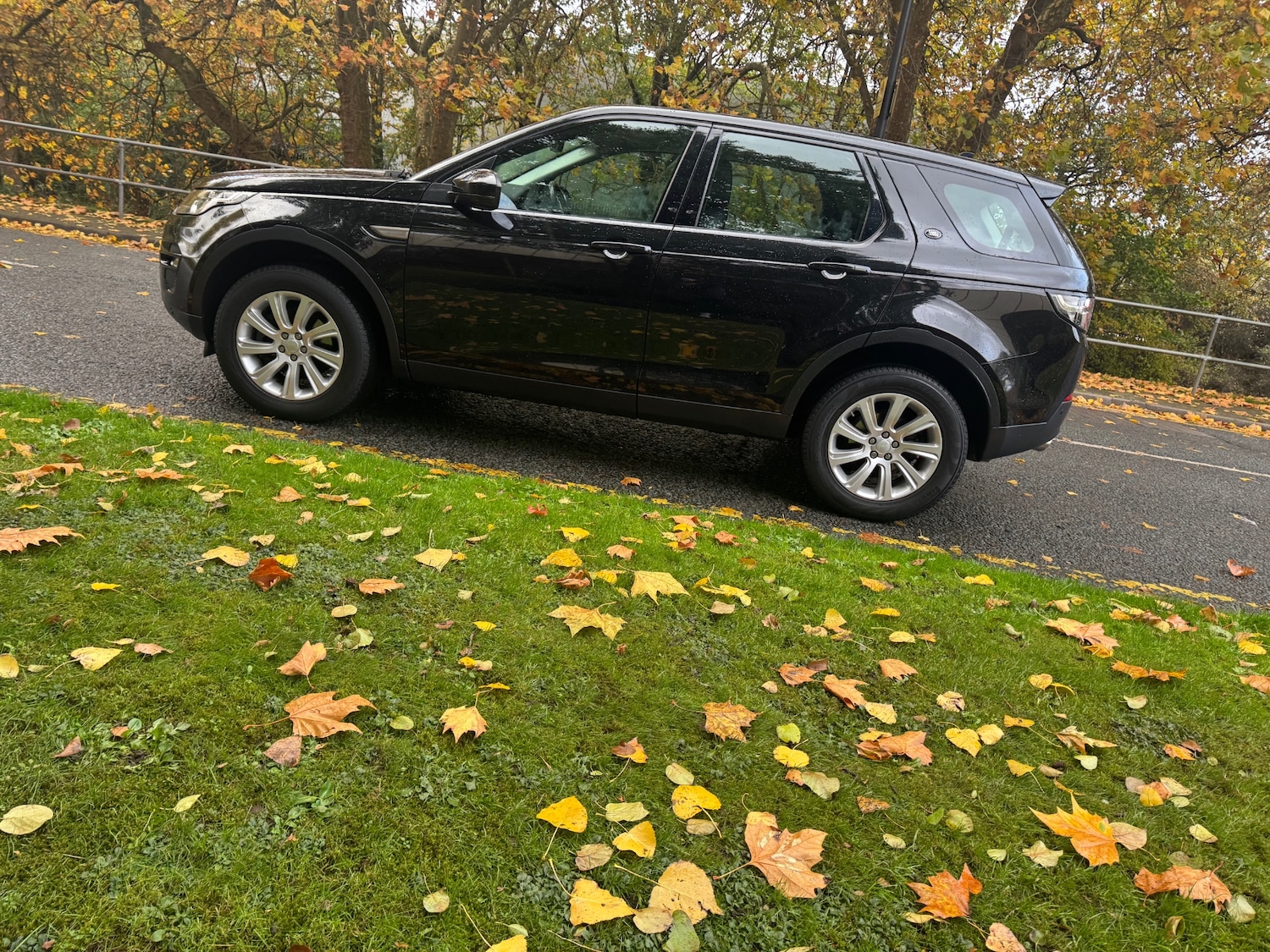 Used Land Rover Discovery Sport 2016 for sale - 76446106: Photo 11