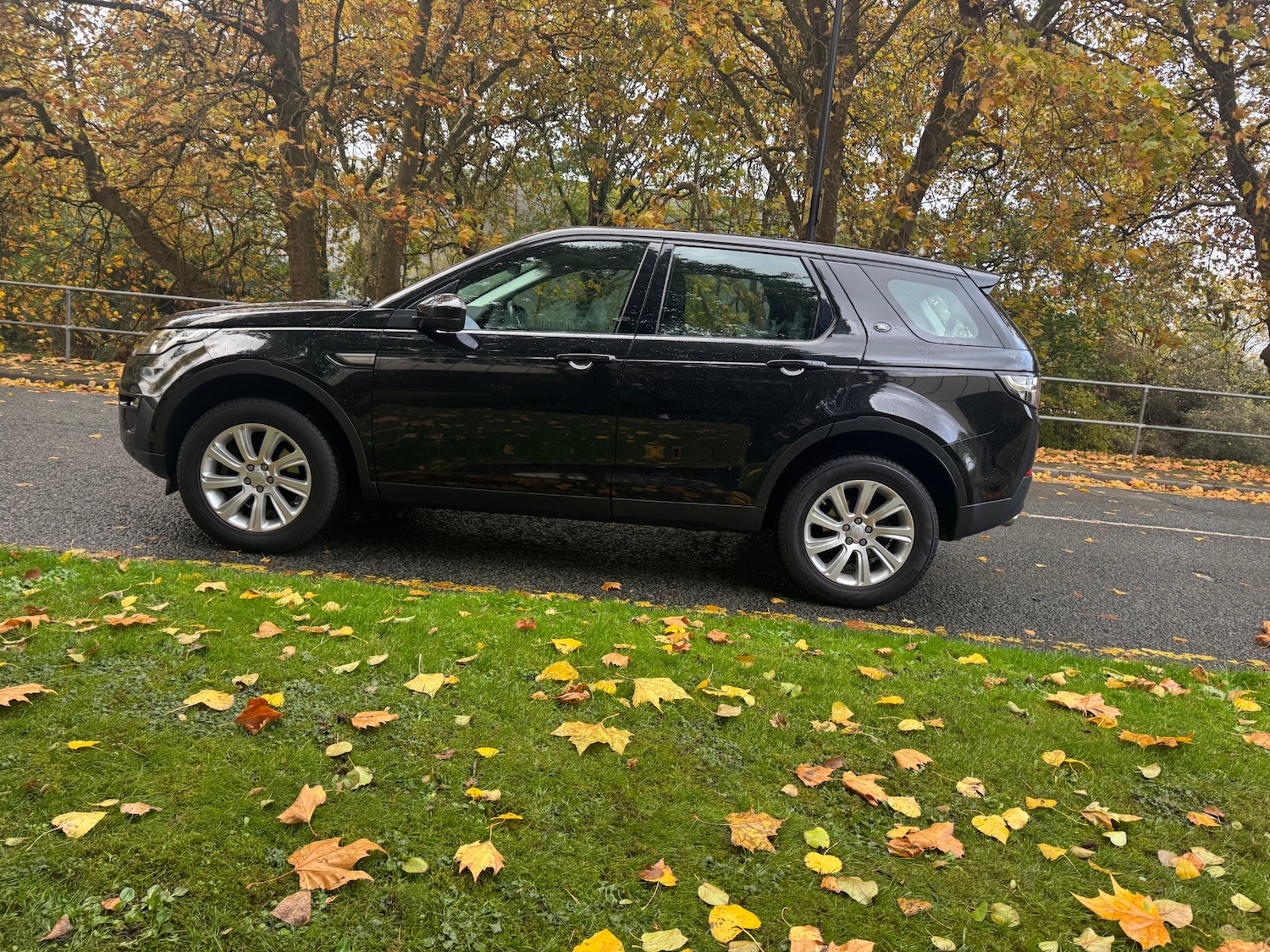 Used Land Rover Discovery Sport 2016 for sale - 76446106: Photo 12