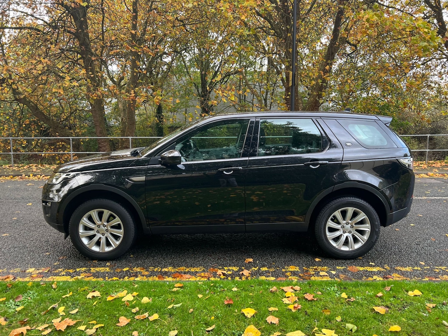 Used Land Rover Discovery Sport 2016 for sale - 76446106: Photo 23