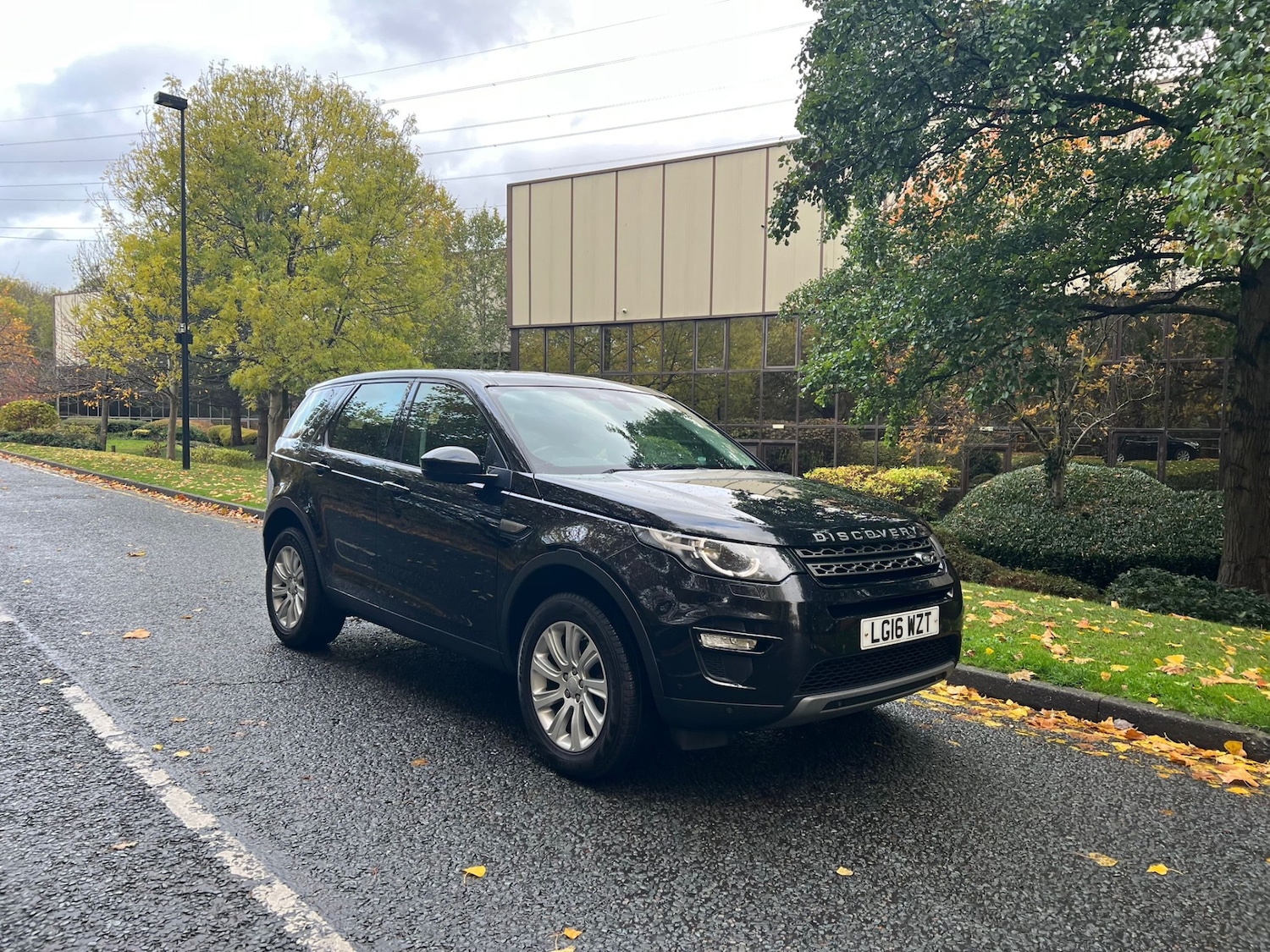 Used Land Rover Discovery Sport 2016 for sale - 76446106: Photo 24