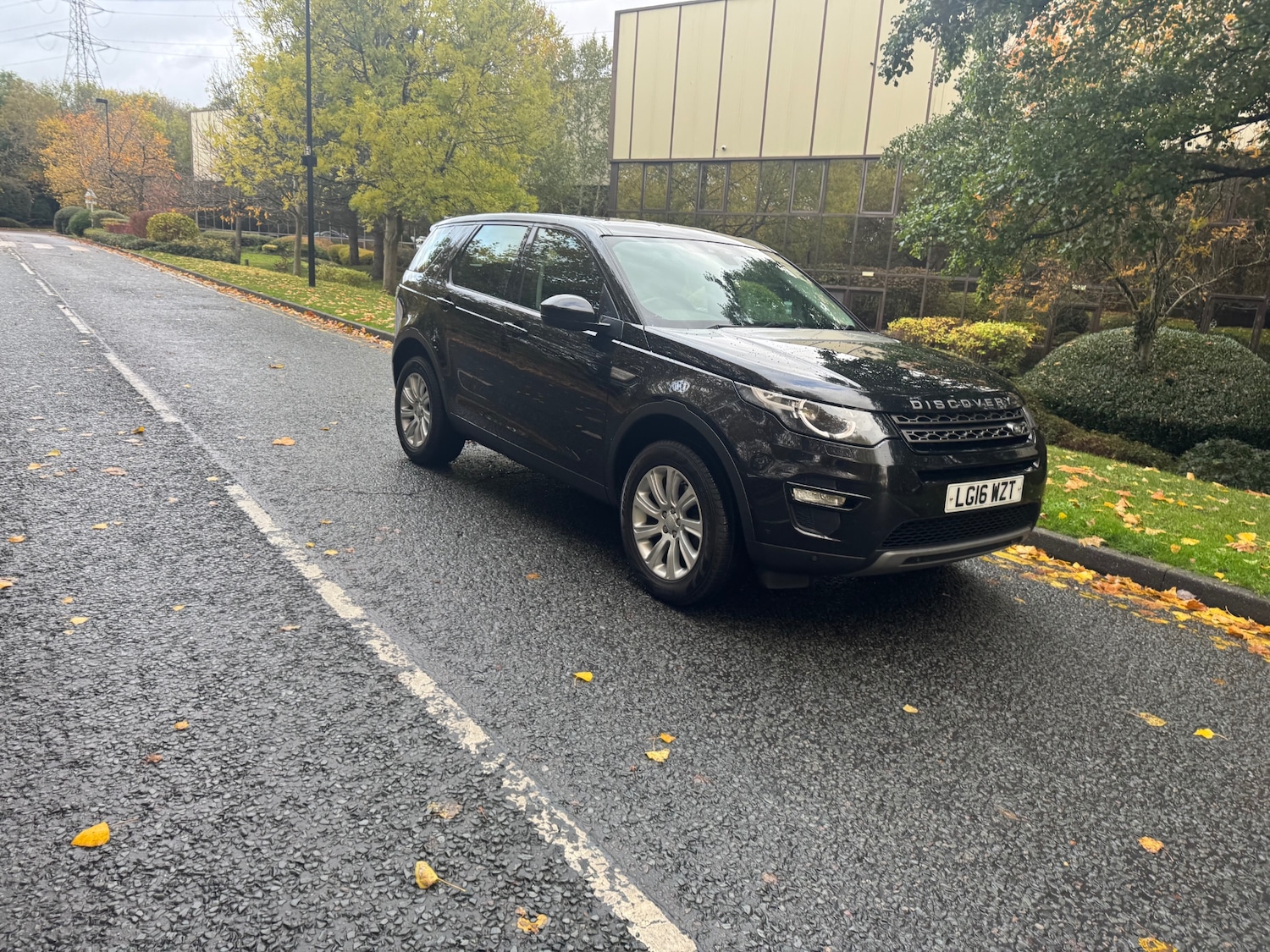 Used Land Rover Discovery Sport 2016 for sale - 76446106: Photo 4