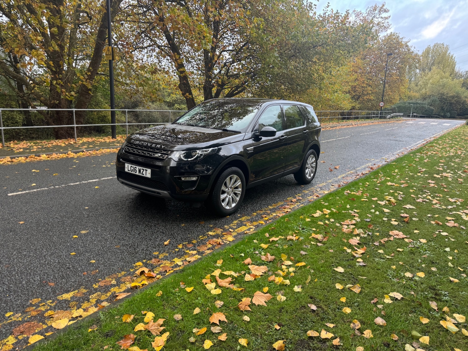 Used Land Rover Discovery Sport 2016 for sale - 76446106: Photo 7