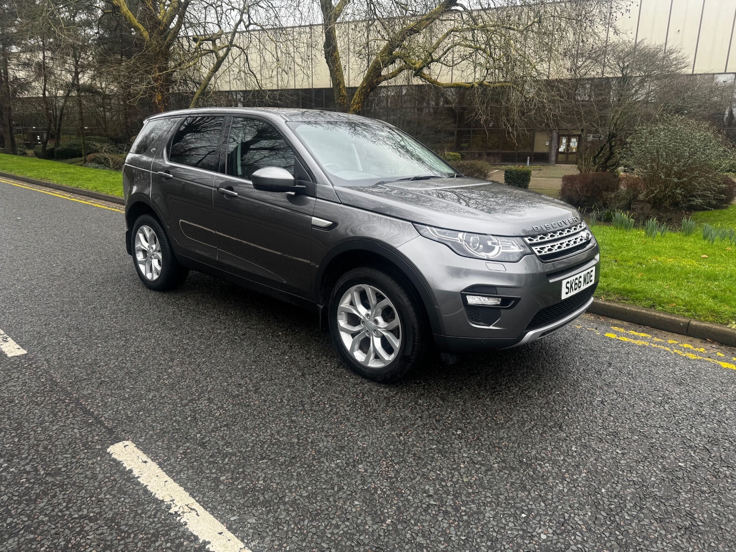 Used Land Rover Discovery Sport 2016 for sale - 77896339: Photo 11