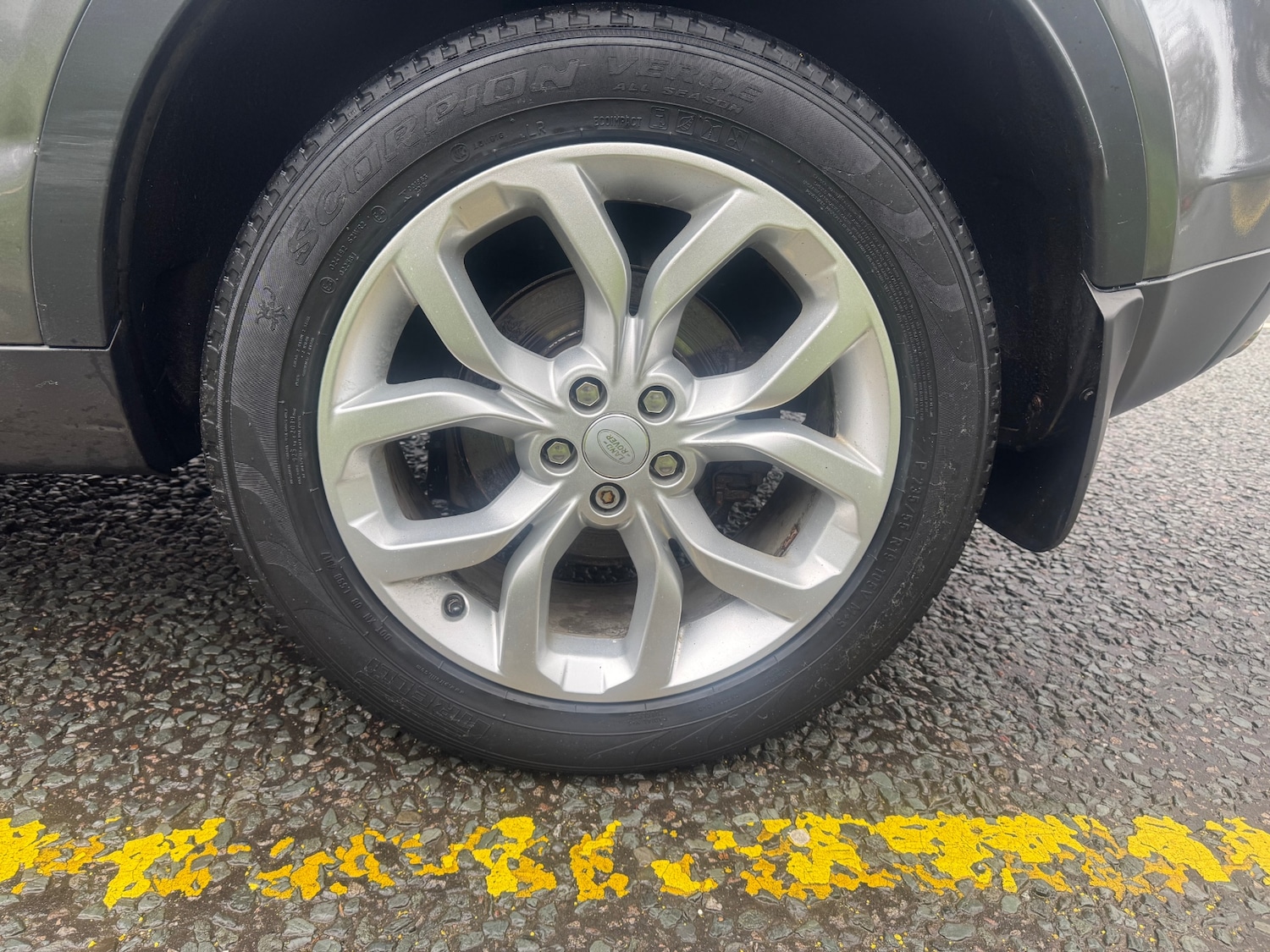 Used Land Rover Discovery Sport 2016 for sale - 77896339: Photo 17