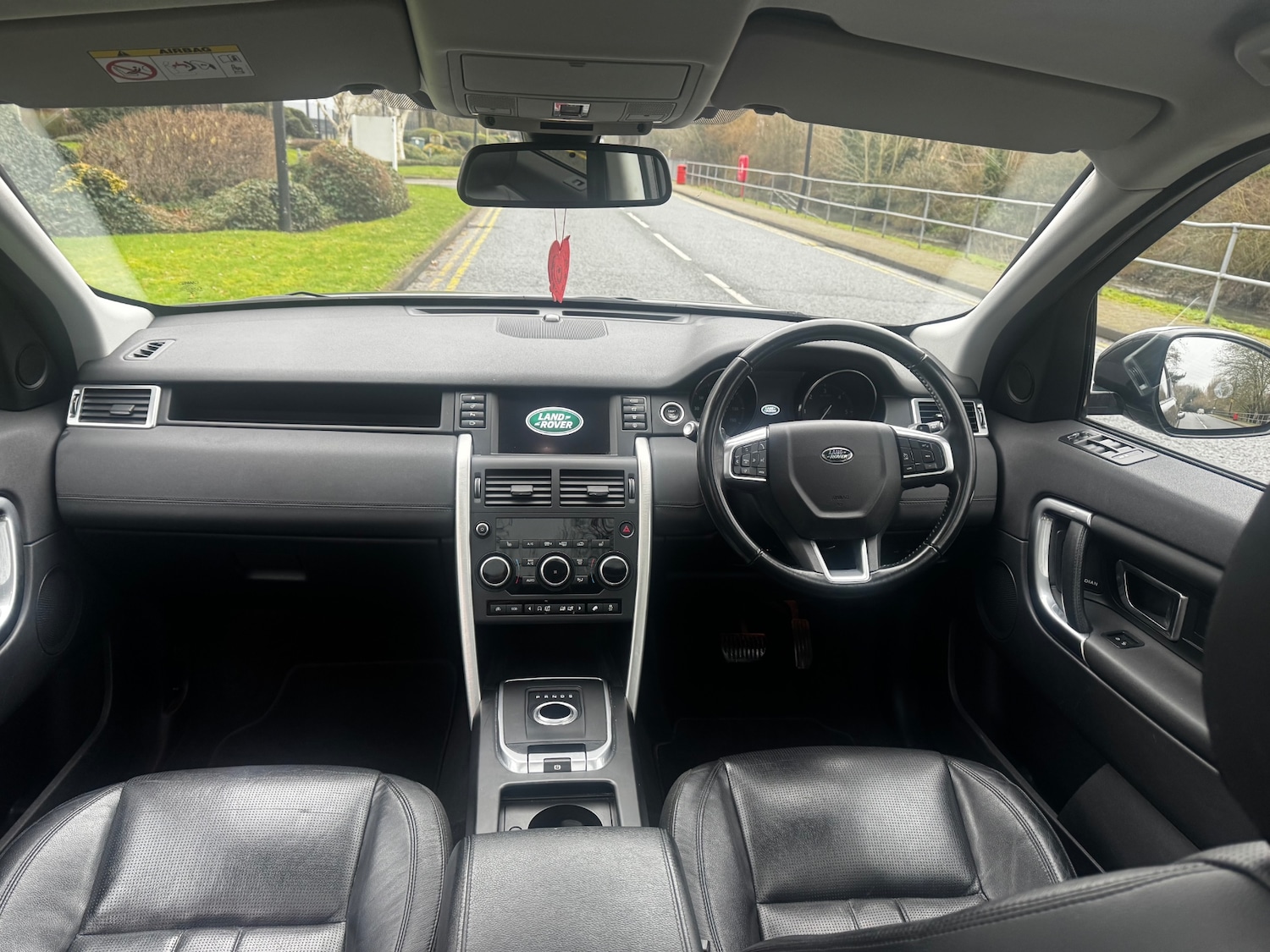 Used Land Rover Discovery Sport 2016 for sale - 77896339: Photo 21