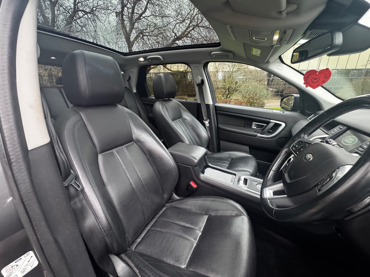 Used Land Rover Discovery Sport 2016 for sale - 77896339: Photo 28