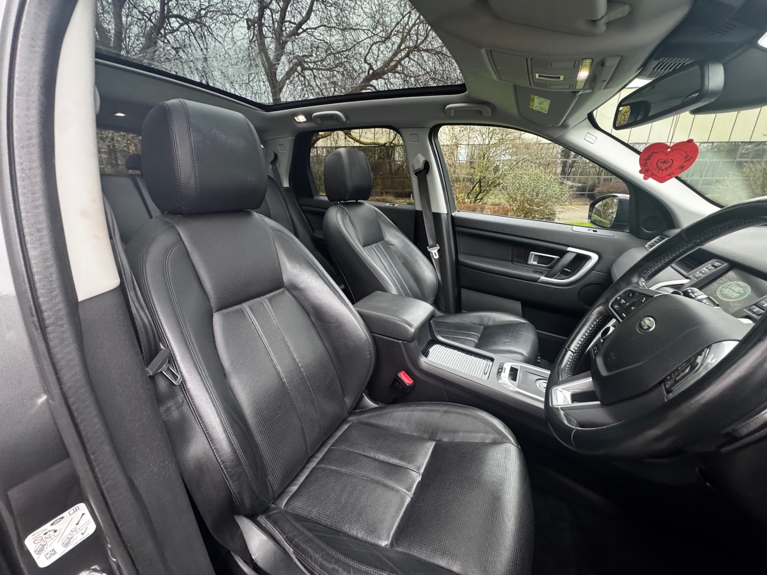 Used Land Rover Discovery Sport 2016 for sale - 77896339: Photo 29