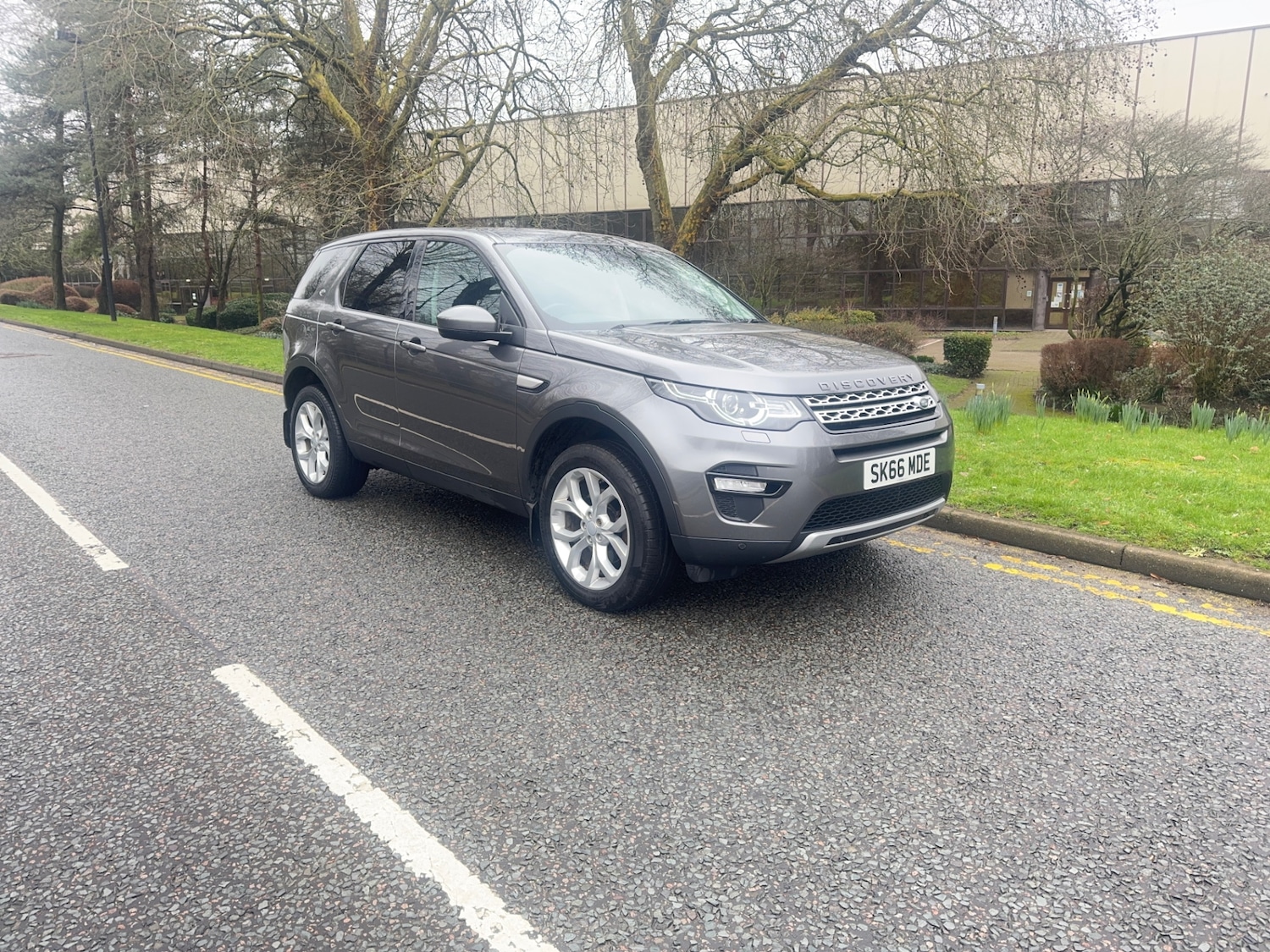 Used Land Rover Discovery Sport 2016 for sale - 77896339: Photo 3
