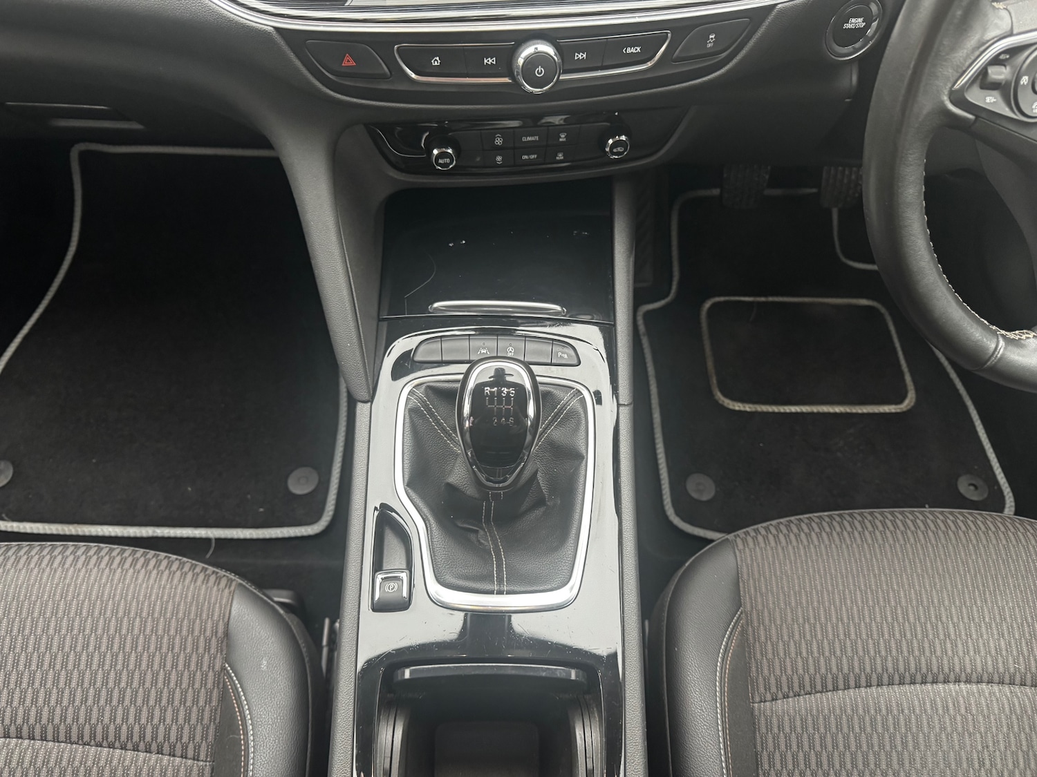 Used Vauxhall Insignia 2018 for sale - 76589939: Photo 18