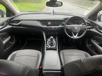 Used Vauxhall Insignia 2018 for sale - 76589939: Photo