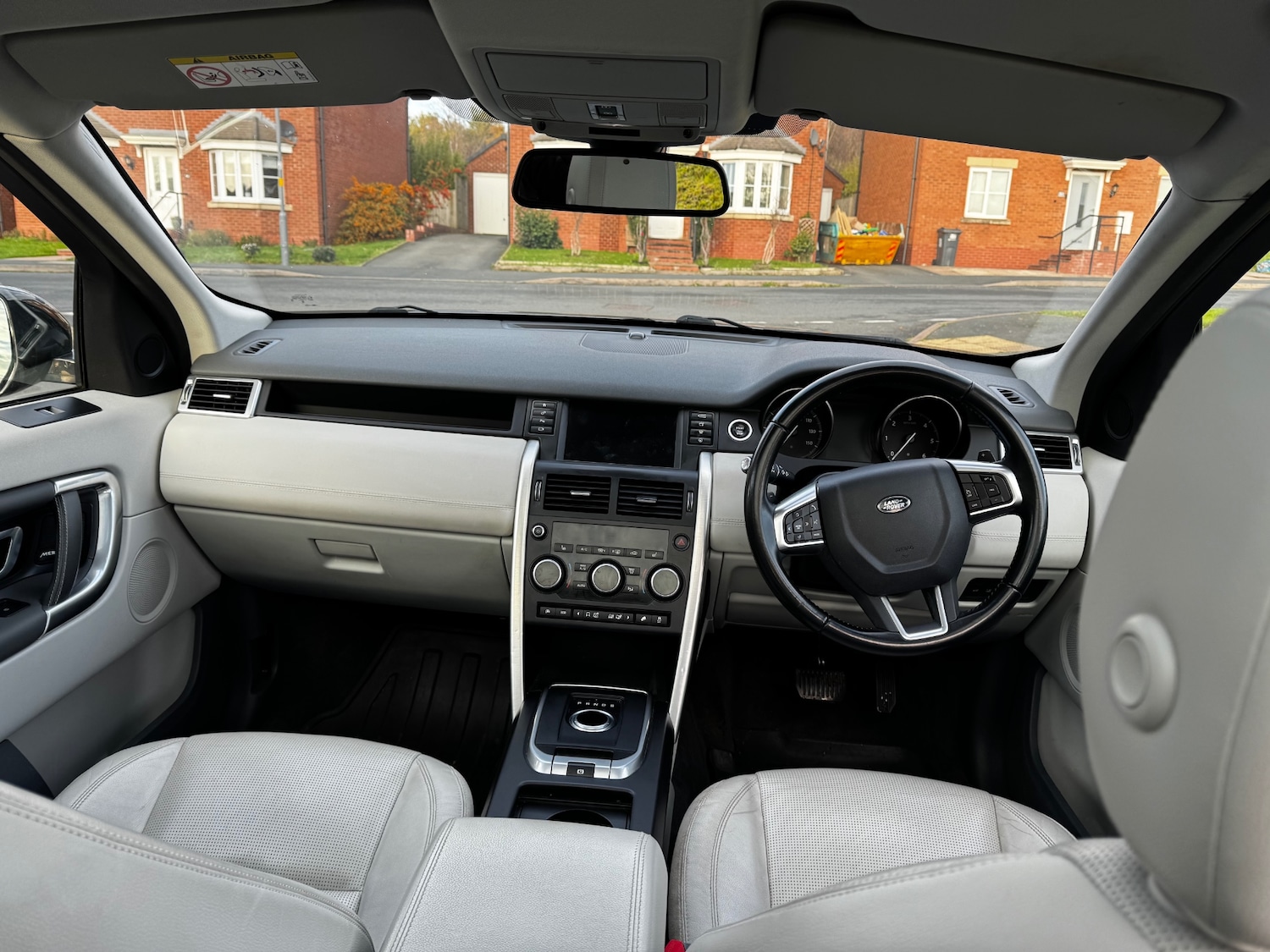 Used Land Rover Discovery Sport 2017 for sale - 76627272: Photo 11