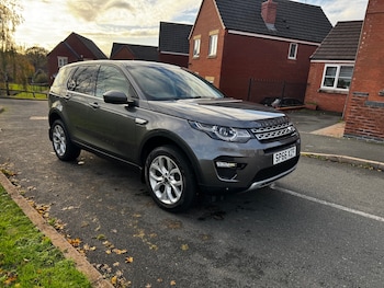 Used Land Rover Discovery Sport 2017 for sale - 76627272: Photo