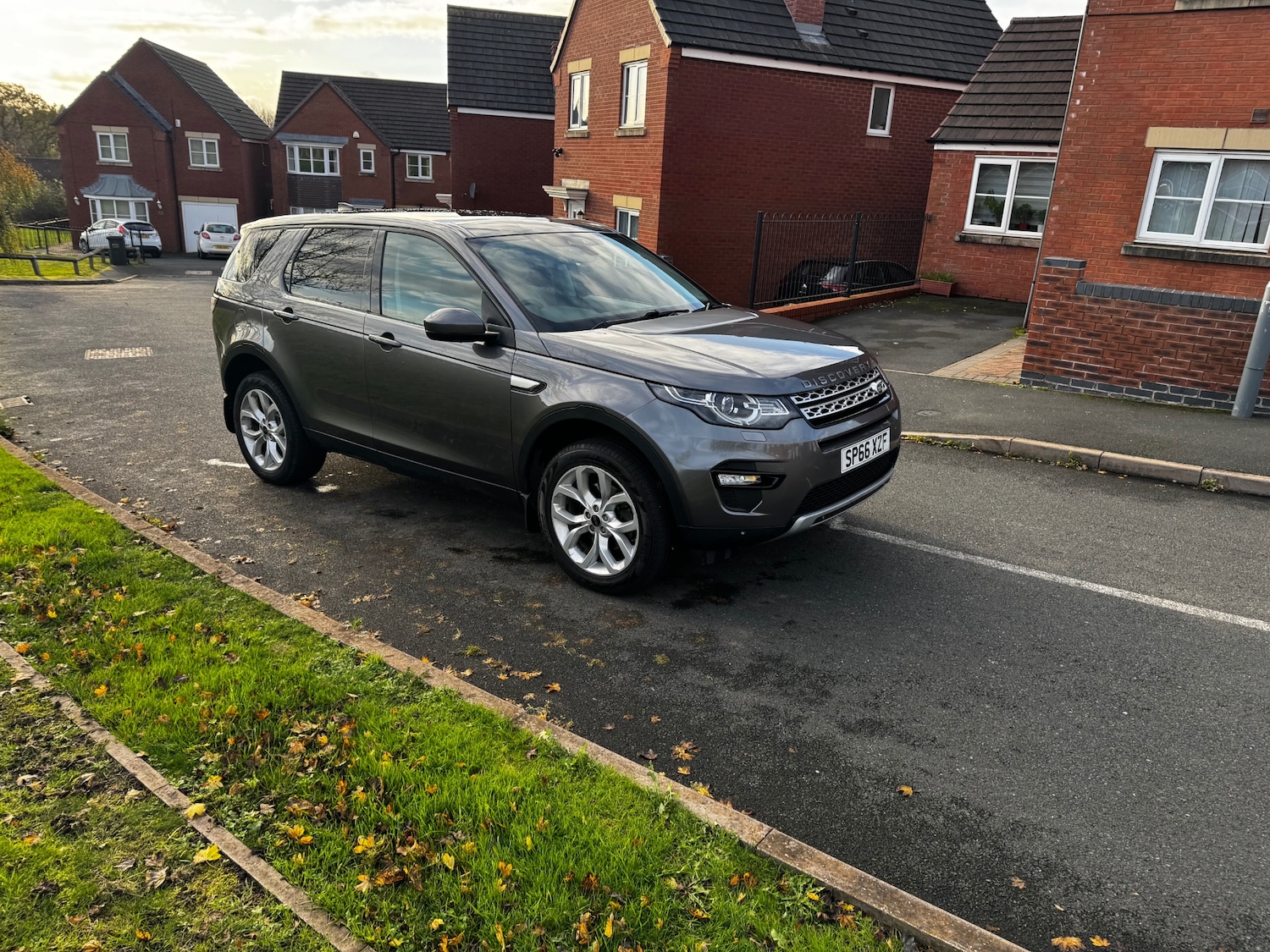 Used Land Rover Discovery Sport 2017 for sale - 76627272: Photo 21
