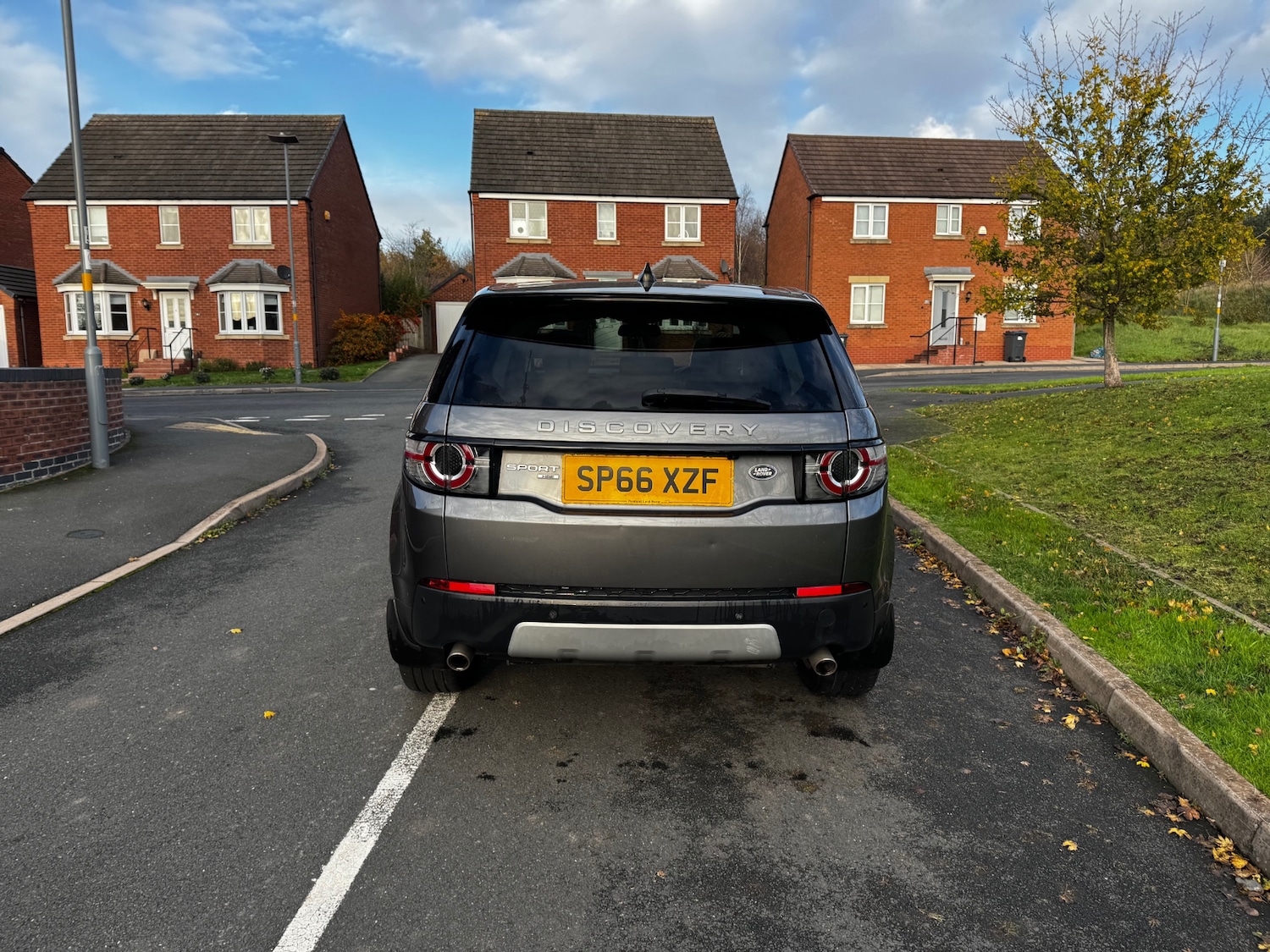 Used Land Rover Discovery Sport 2017 for sale - 76627272: Photo 7