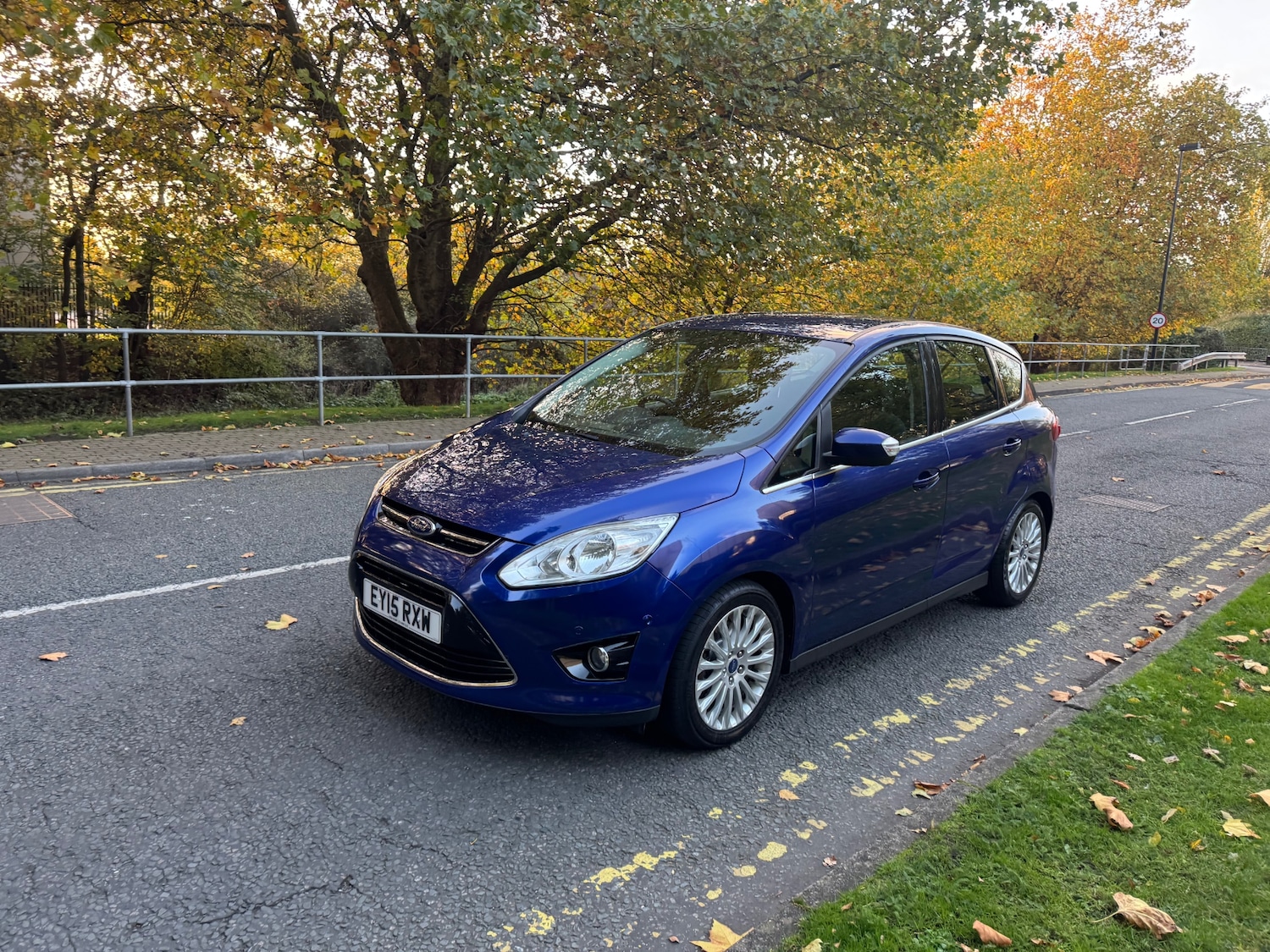Used Ford C-Max 2015 for sale - 76402150: Photo 1