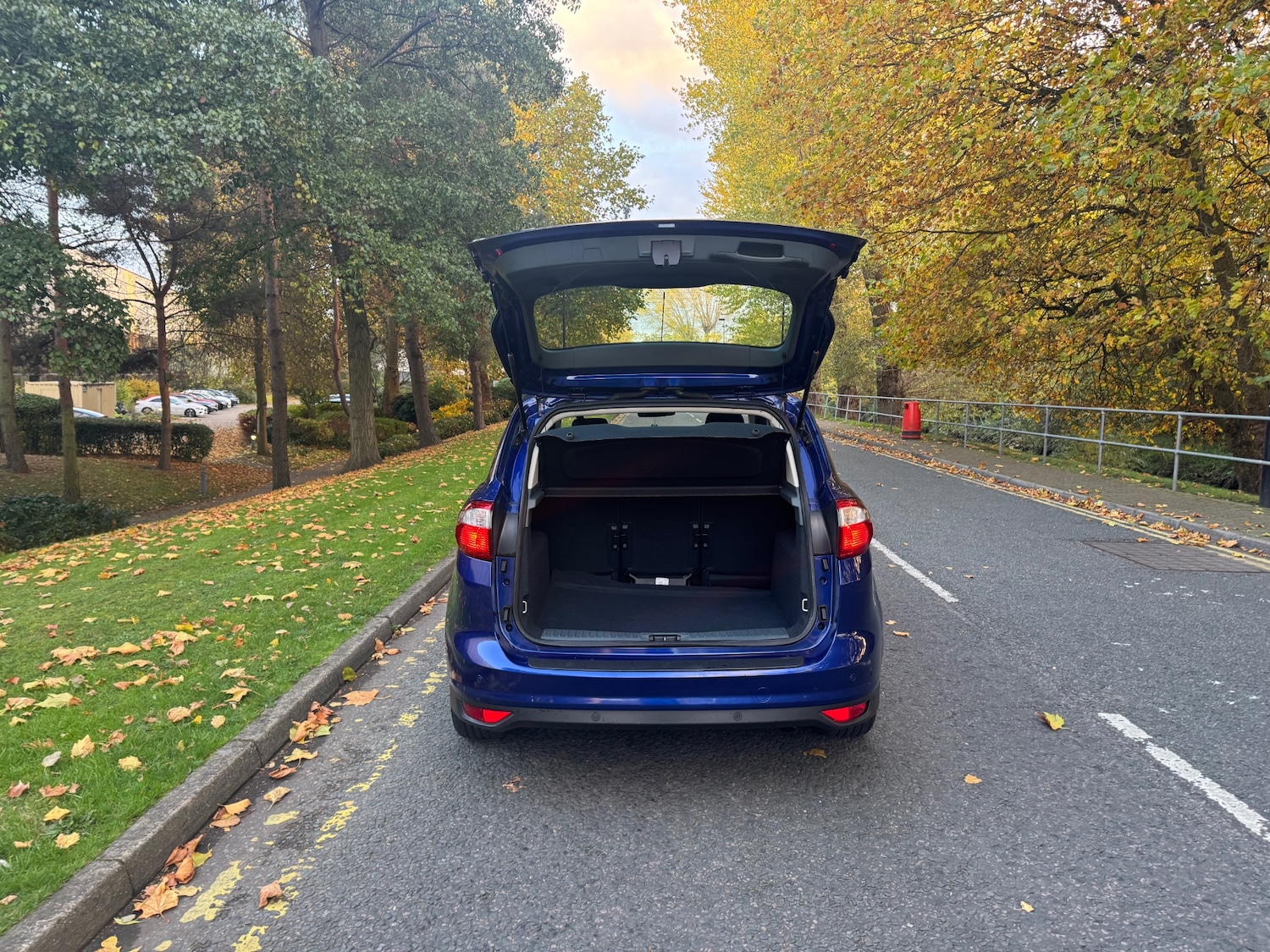 Used Ford C-Max 2015 for sale - 76402150: Photo 10