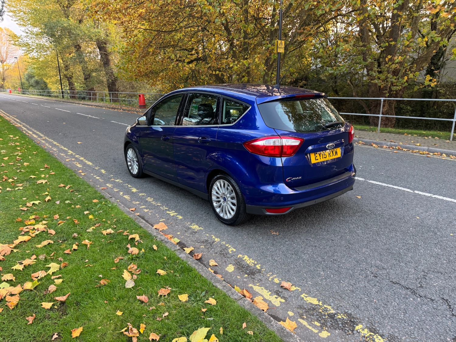 Used Ford C-Max 2015 for sale - 76402150: Photo 4