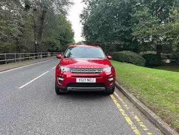 Used Land Rover Discovery Sport 2017 for sale - 76020045: Photo 2