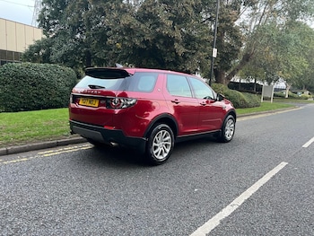 Used Land Rover Discovery Sport 2017 for sale - 76020045: Photo 4
