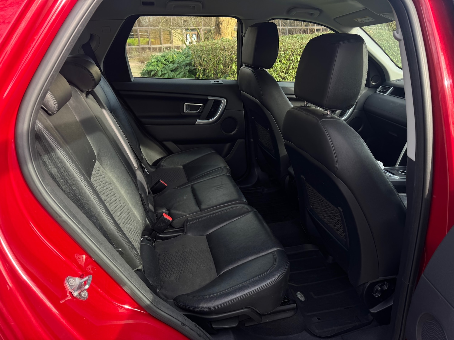 Used Land Rover Discovery Sport 2016 for sale - 77562594: Photo 16