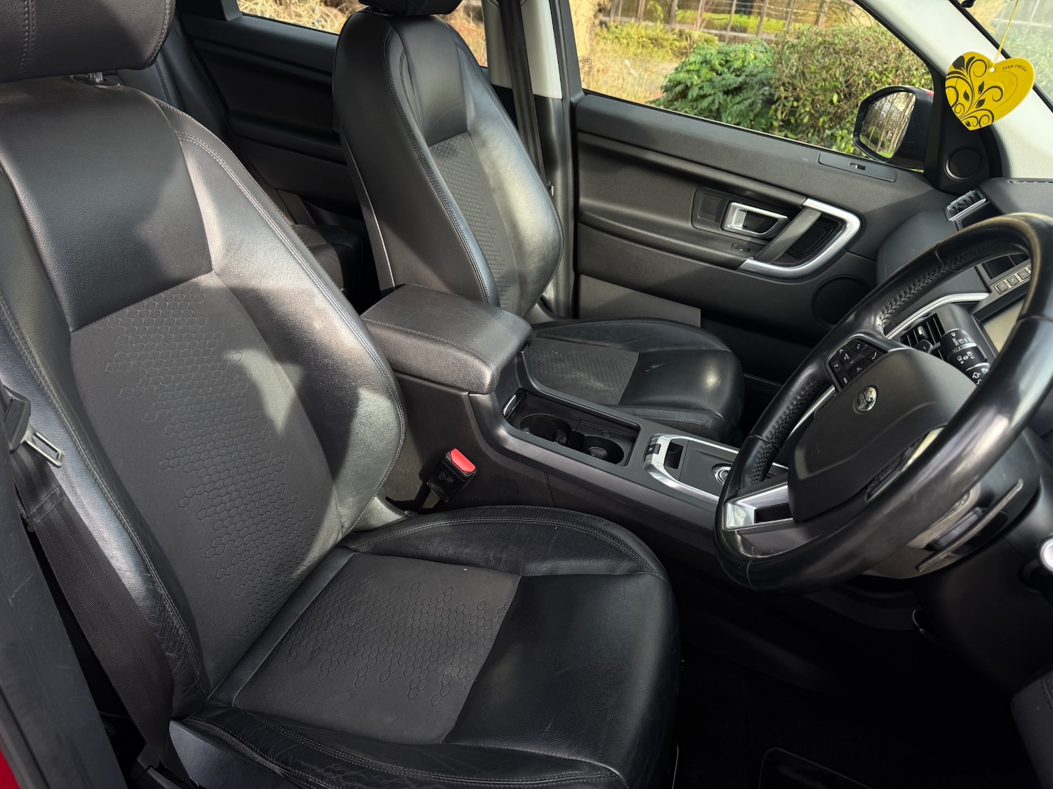 Used Land Rover Discovery Sport 2016 for sale - 77562594: Photo 27