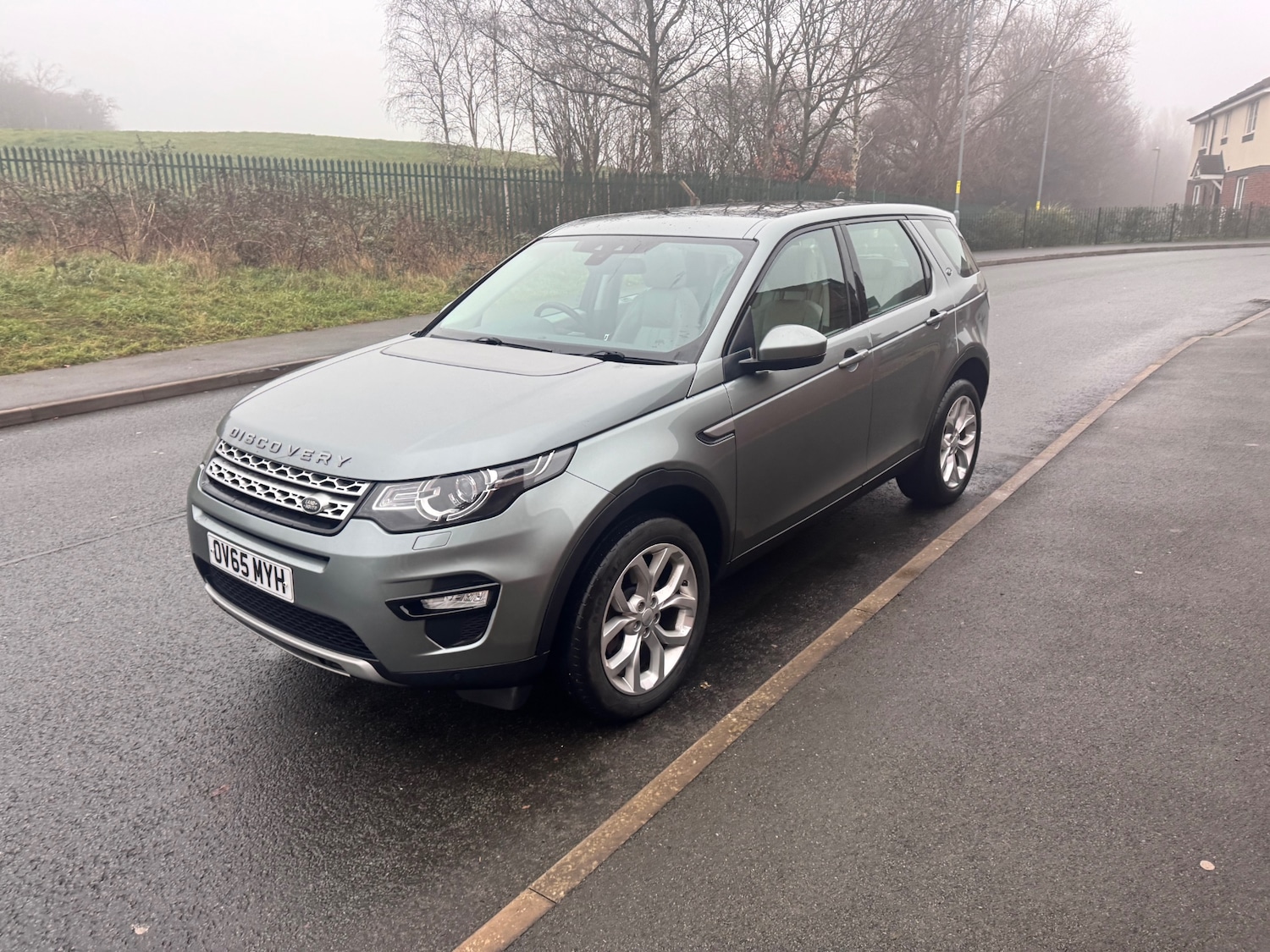 Used Land Rover Discovery Sport 2016 for sale - 77129830: Photo 7