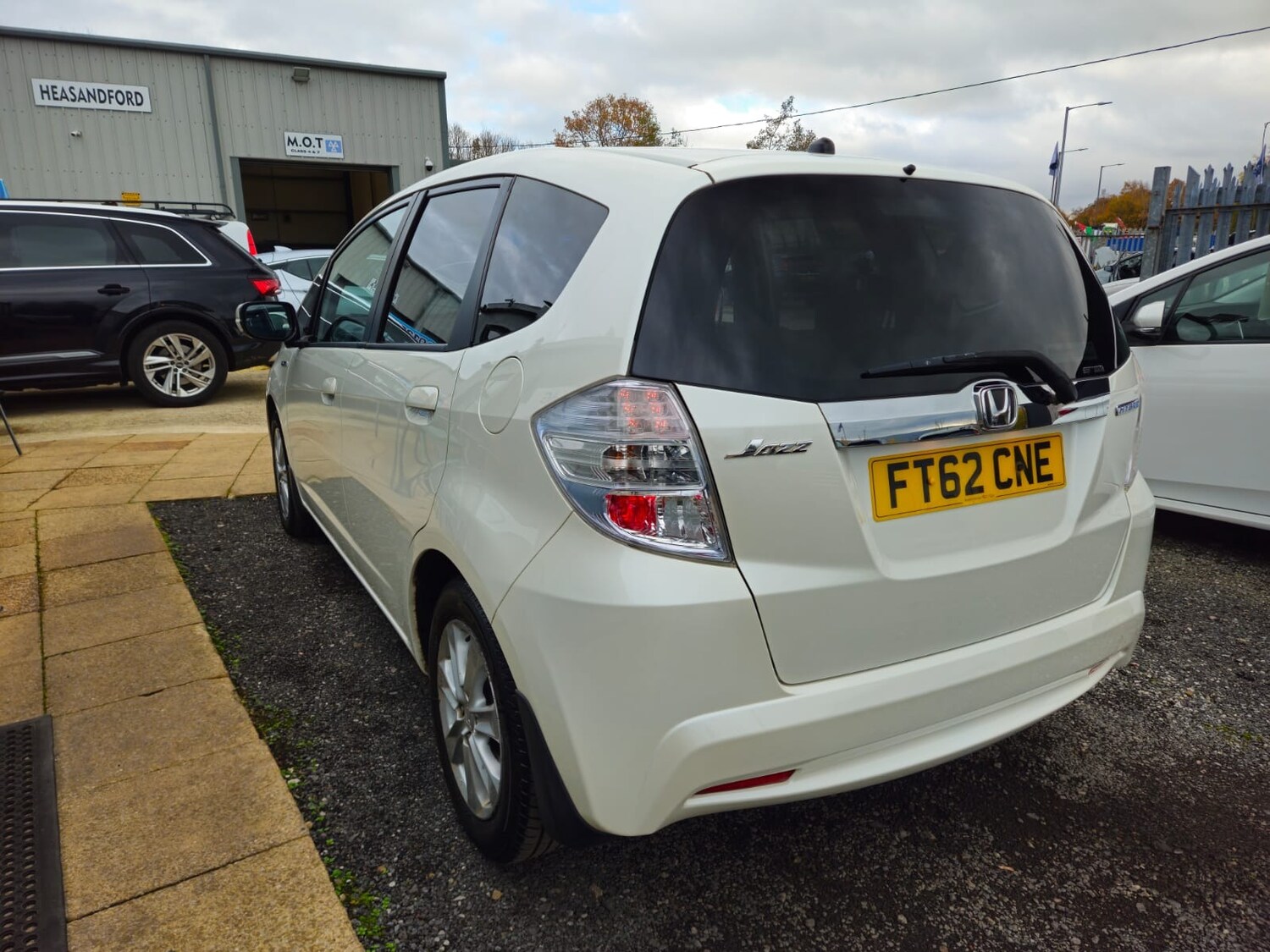 Used Honda Jazz 2013 for sale - 76785300: Photo 21