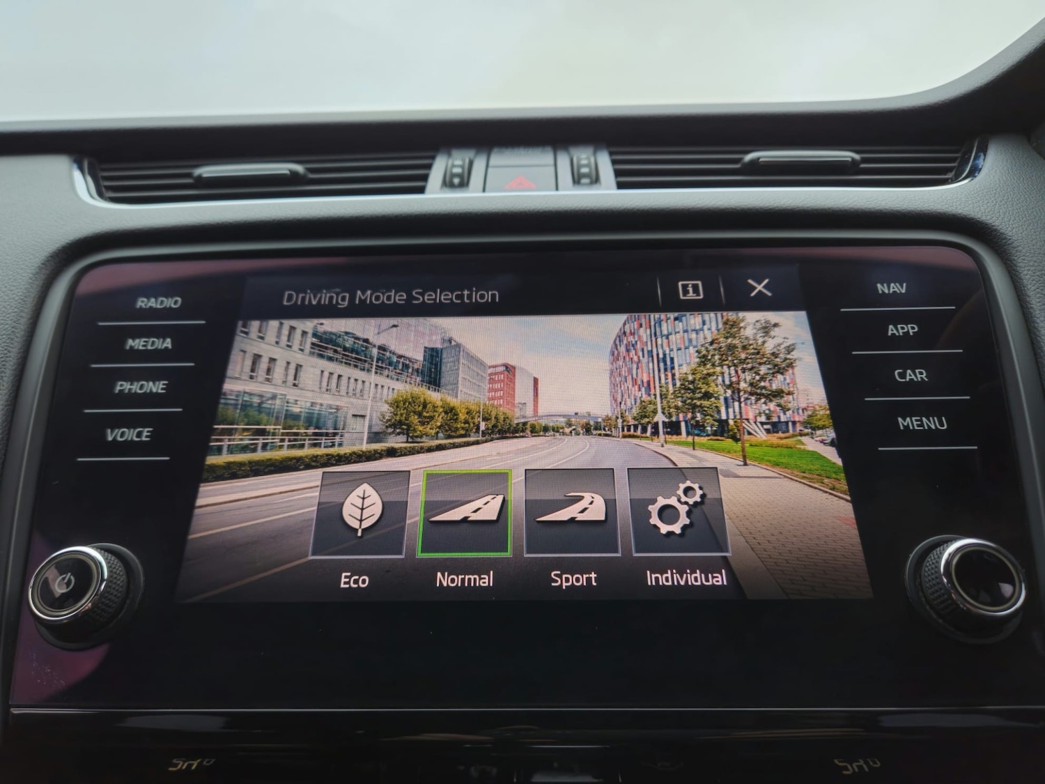 Used Skoda Octavia 2018 for sale - 76785309: Photo 16