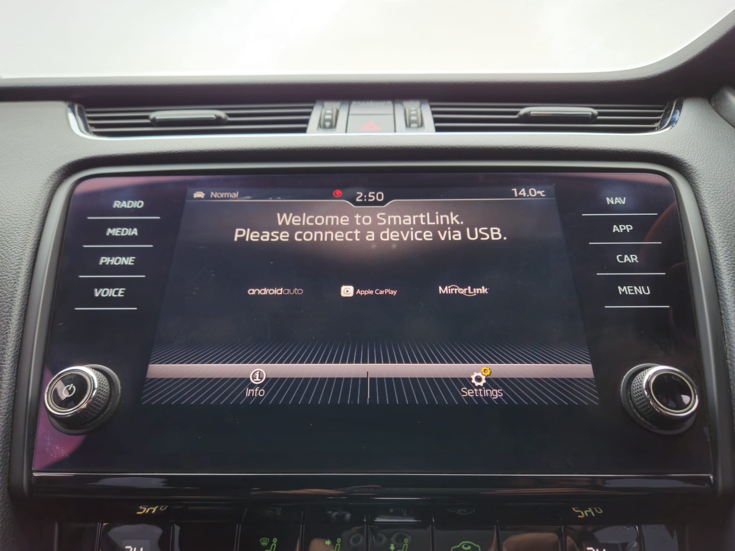 Used Skoda Octavia 2018 for sale - 76785309: Photo 19