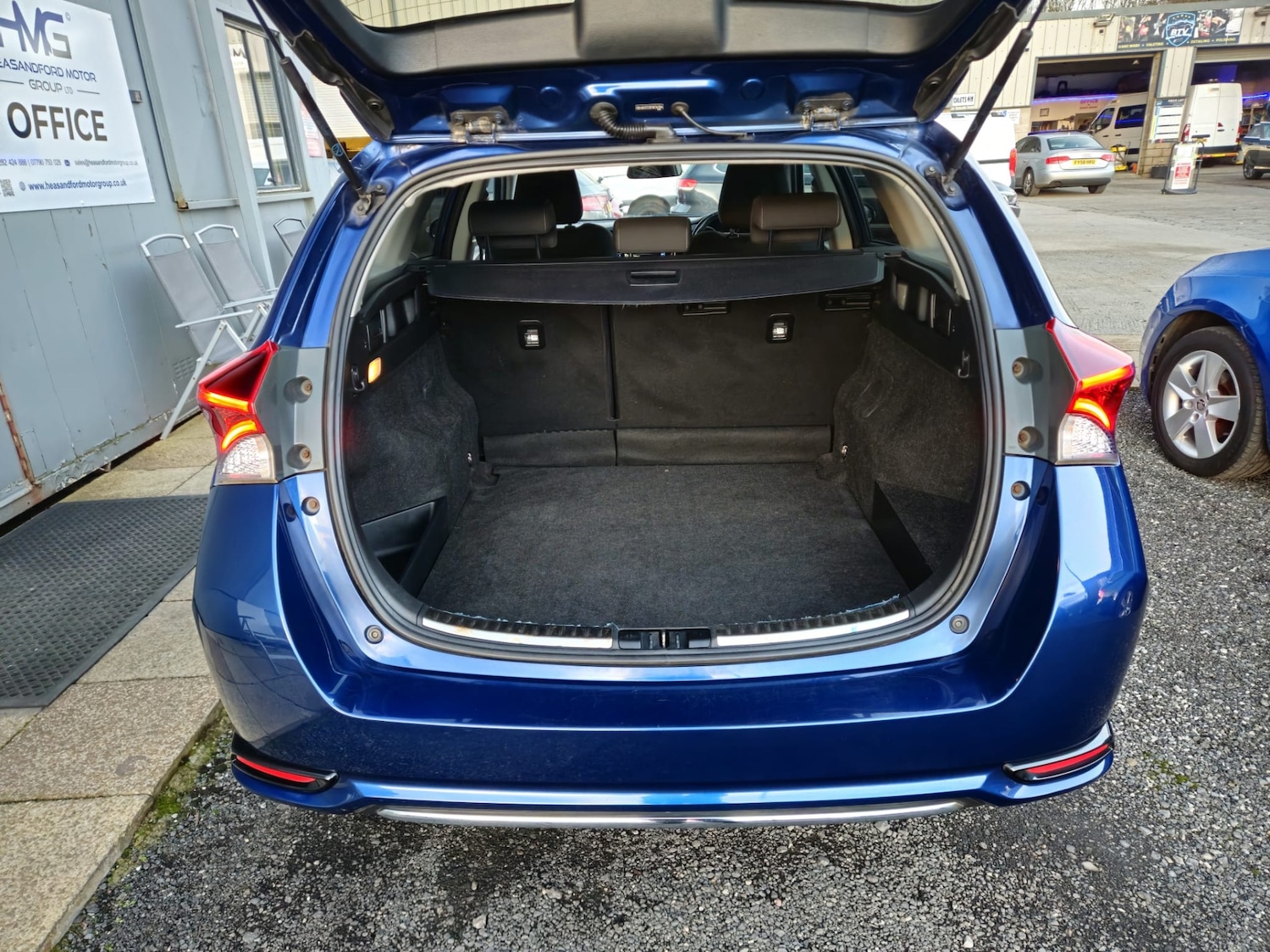 Used Toyota Auris 2017 for sale - 76799543: Photo 7