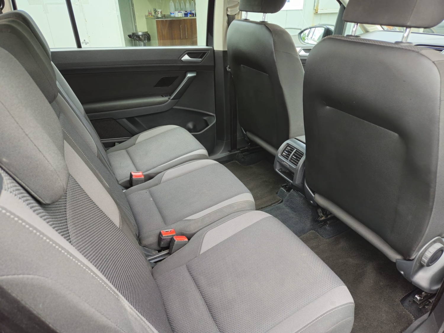 Used Volkswagen Touran 2017 for sale - 76785370: Photo 10