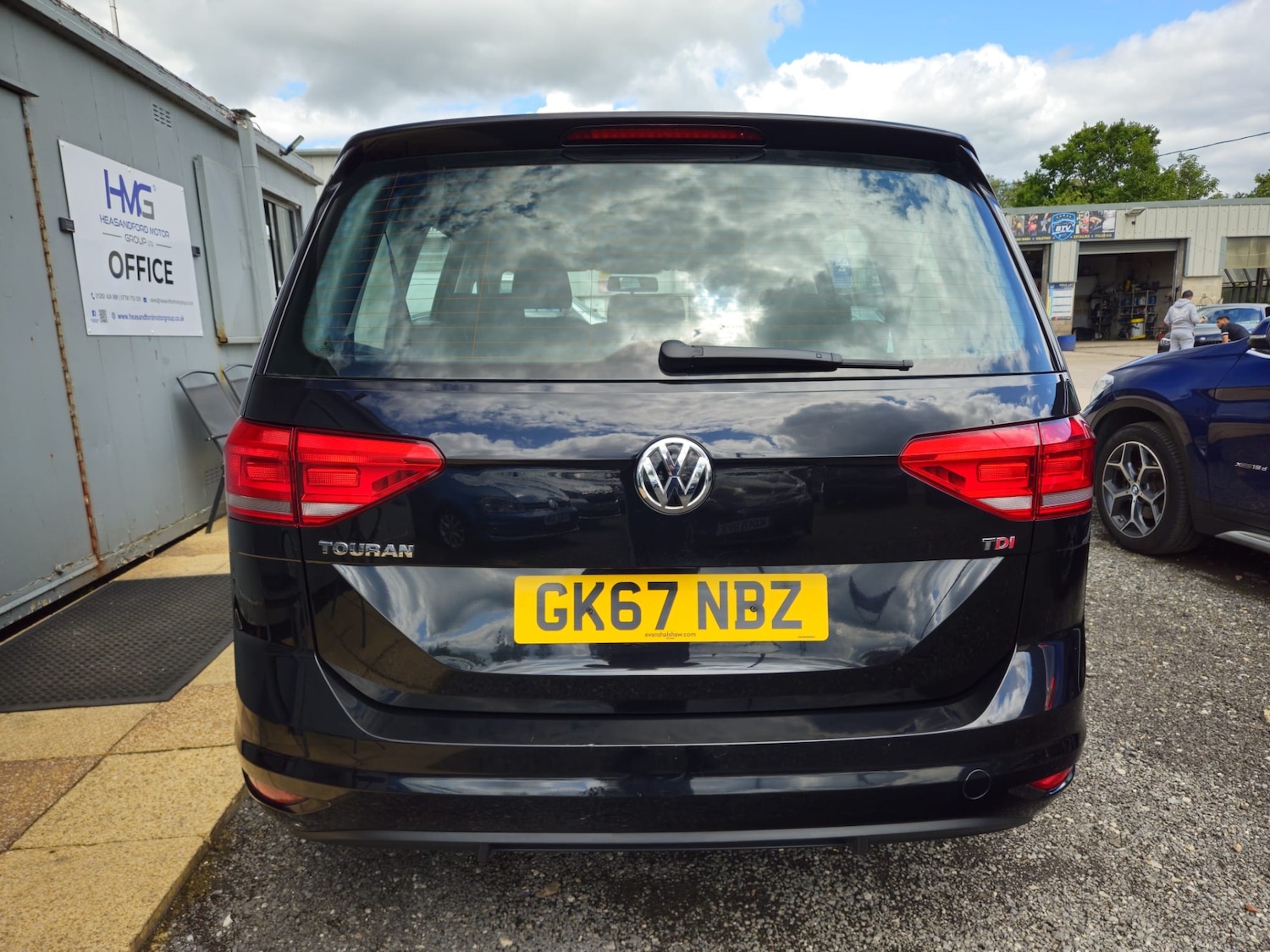 Used Volkswagen Touran 2017 for sale - 76785370: Photo 5