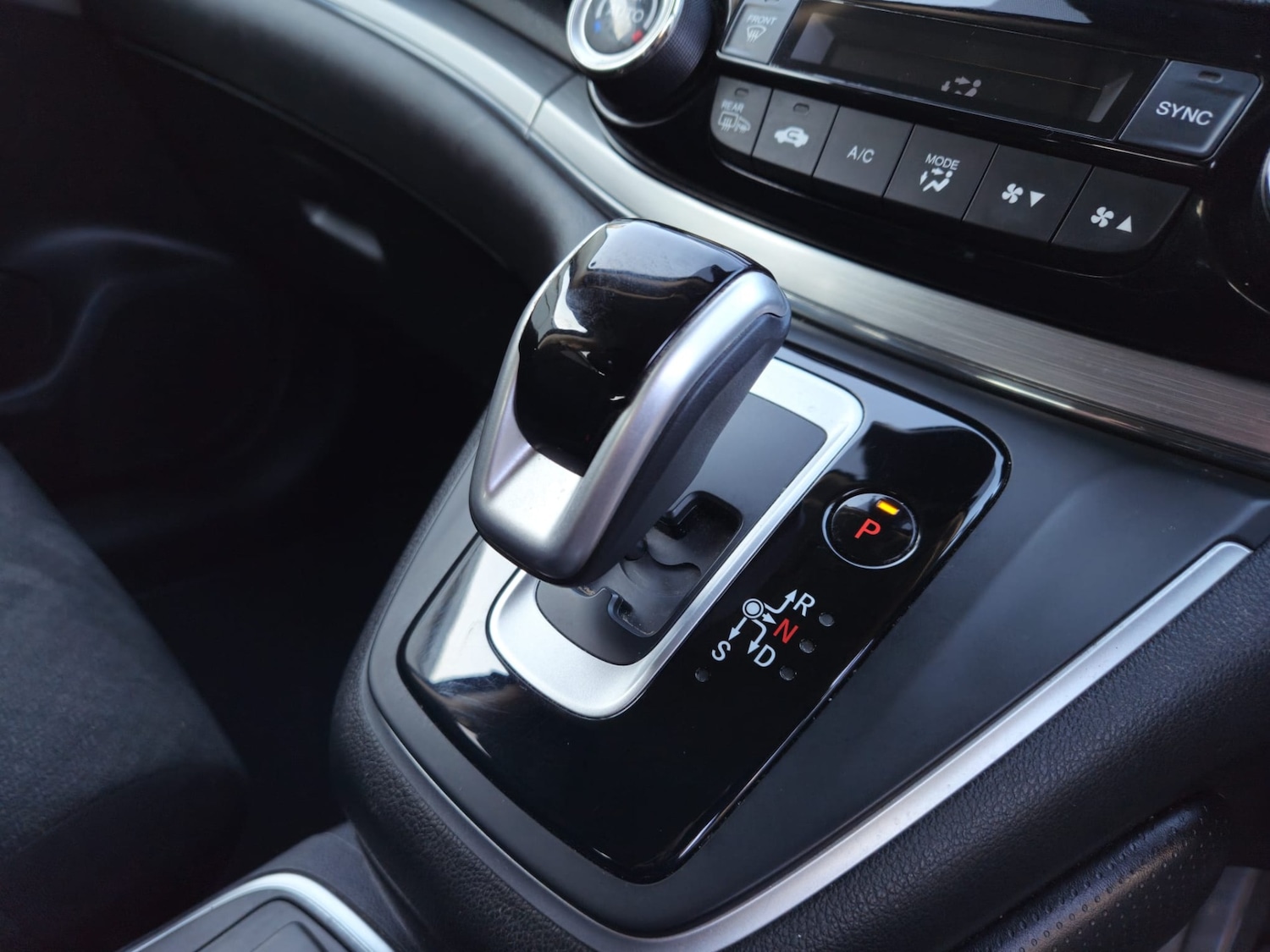 Used Honda CR-V 2016 for sale - 76785316: Photo 10