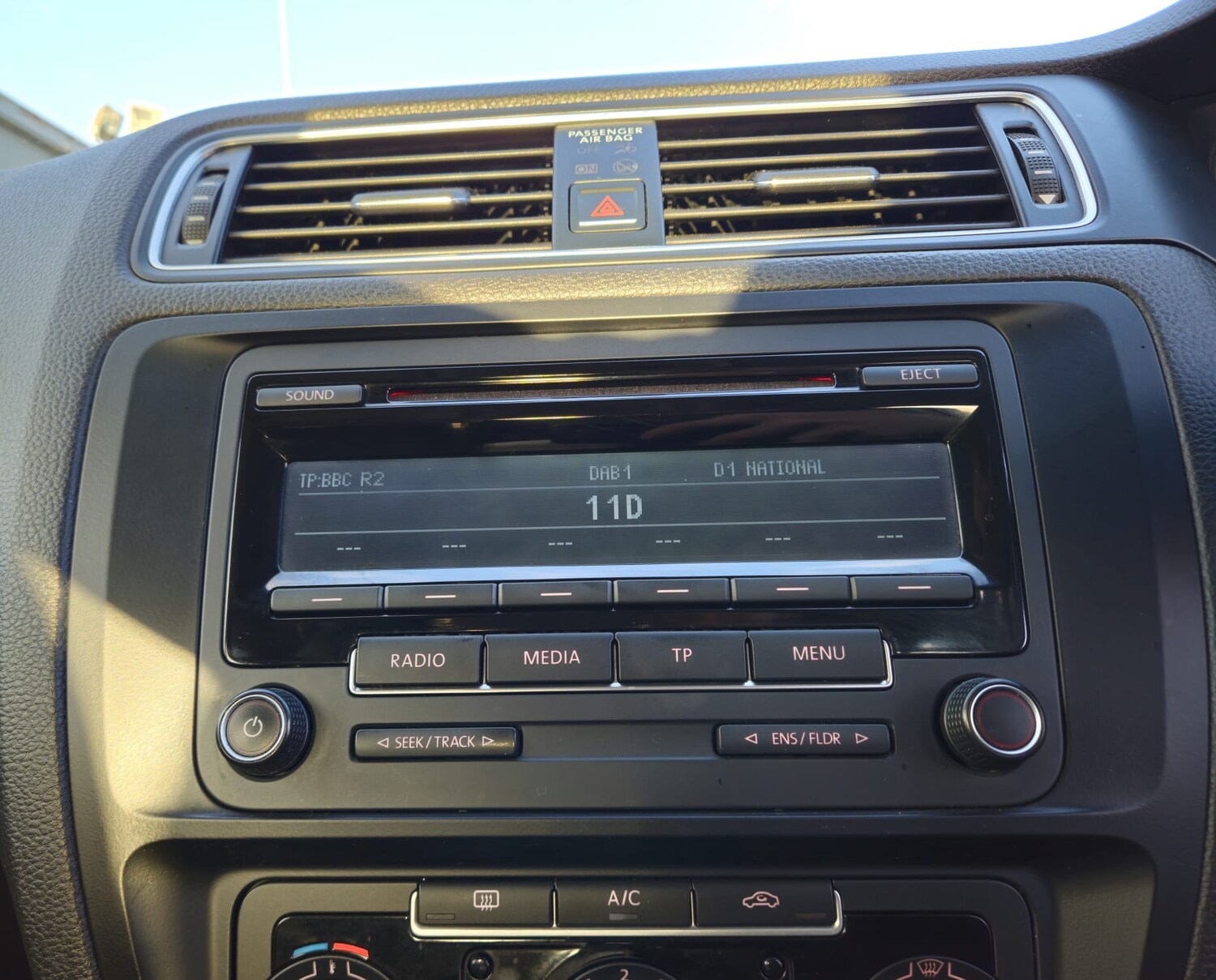 Used Volkswagen Jetta 2015 for sale - 76864089: Photo 11