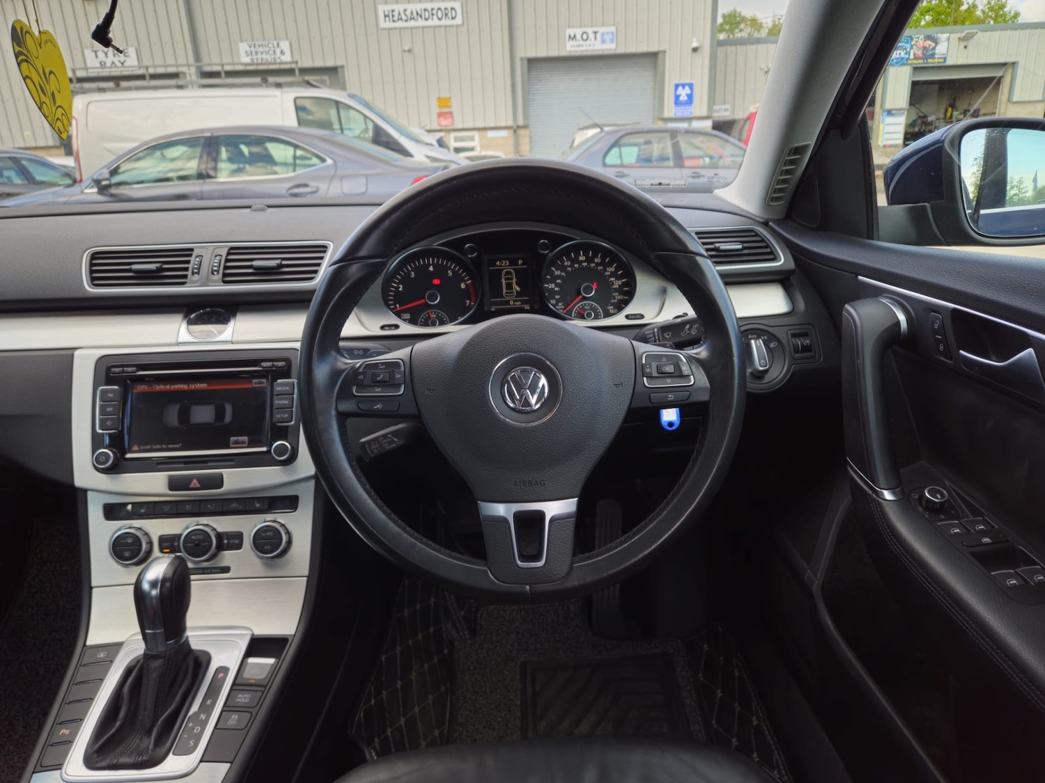 Used Volkswagen Passat 2024 for sale - 76785405: Photo 11
