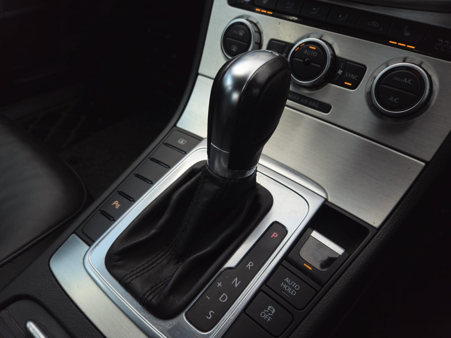 Used Volkswagen Passat 2024 for sale - 76785405: Photo 12