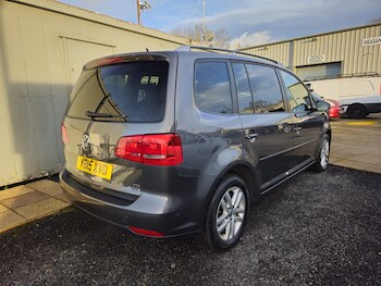 Used Volkswagen Touran 2015 for sale - 76910949: Photo