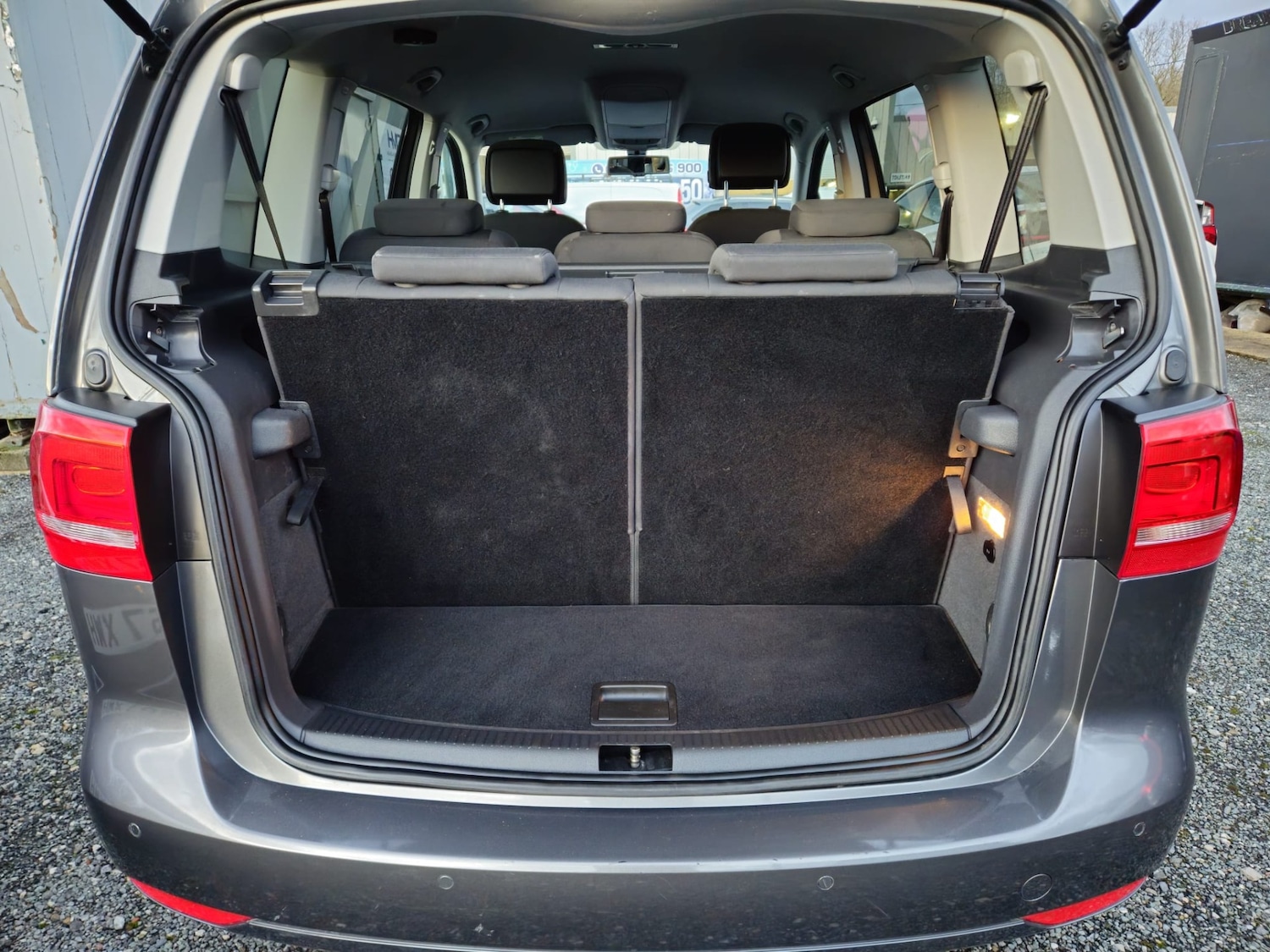 Used Volkswagen Touran 2015 for sale - 76910949: Photo 7