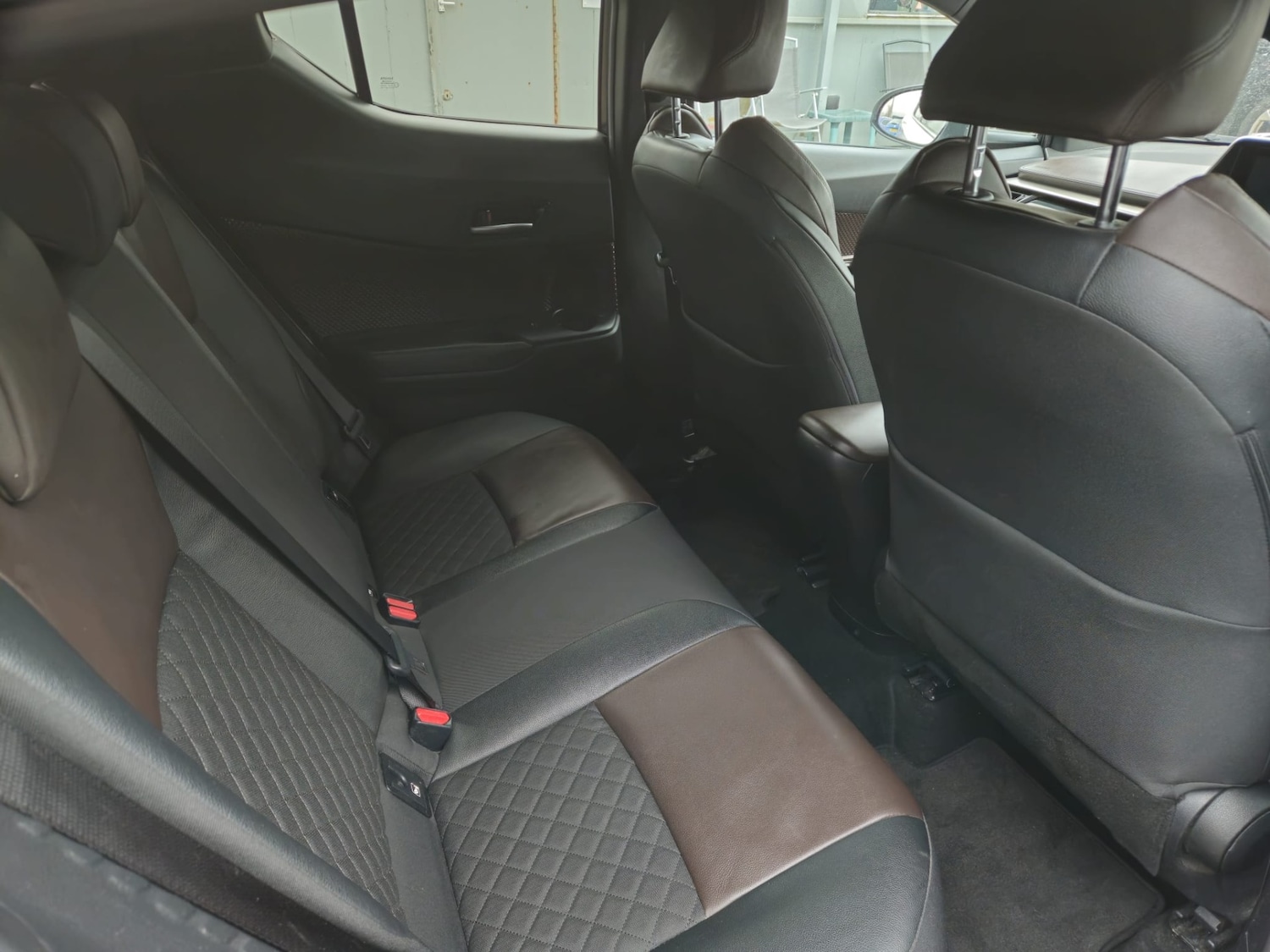 Used Toyota C-HR 2018 for sale - 77643253: Photo 8