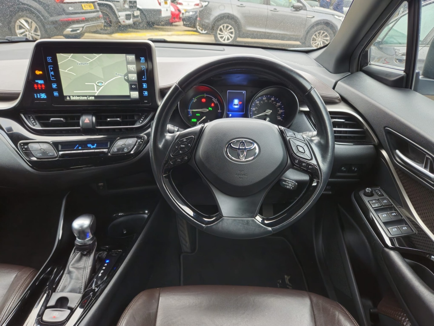 Used Toyota C-HR 2018 for sale - 77643253: Photo 9