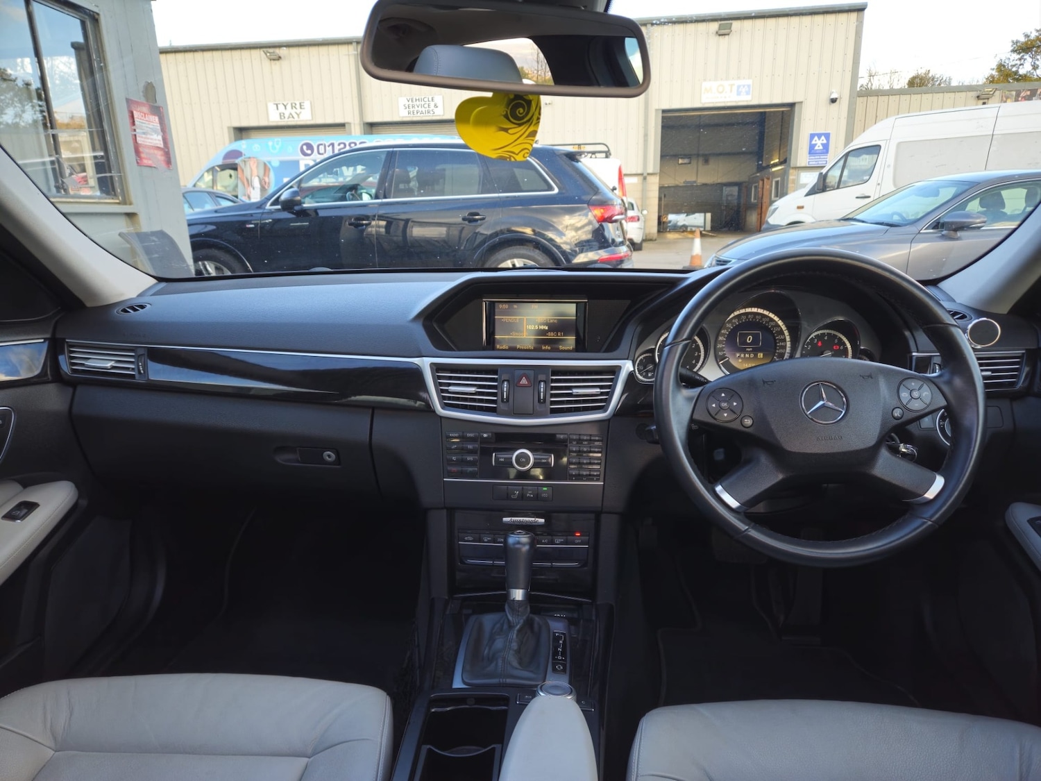 Used Mercedes-Benz E Class 2024 for sale - 76785384: Photo 11