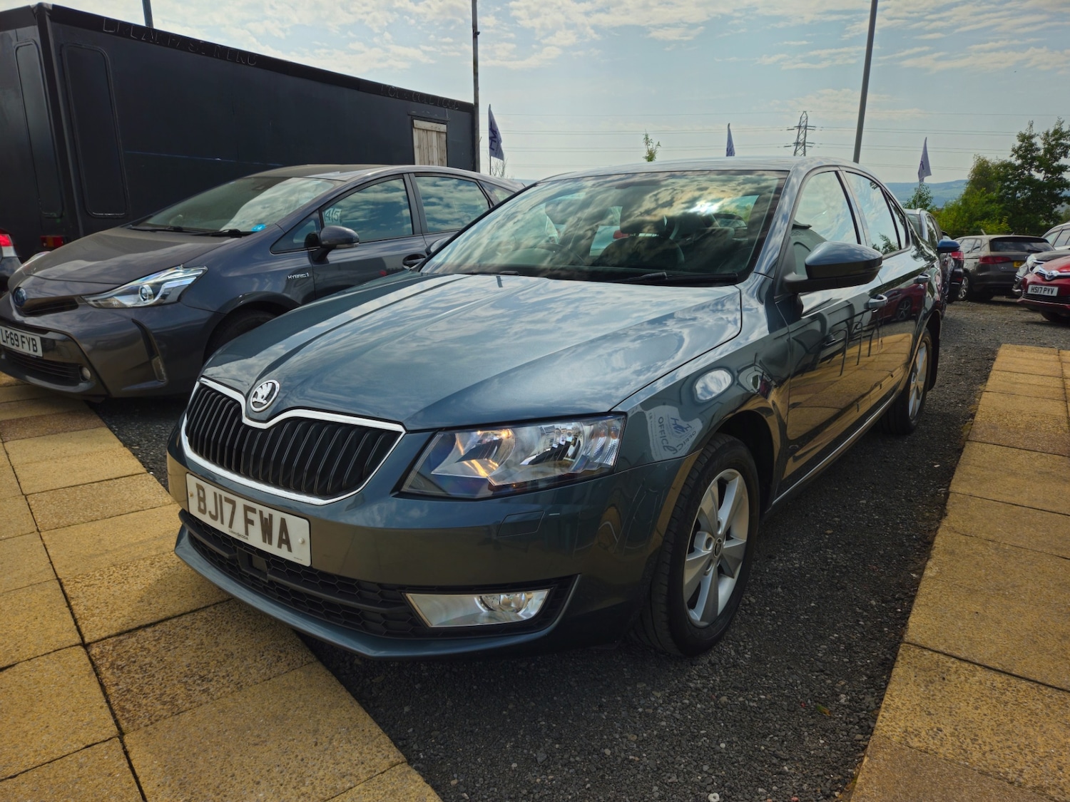 Used Skoda Octavia 2017 for sale - 76784777: Photo 2