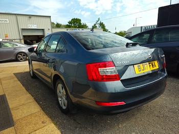 Used Skoda Octavia 2017 for sale - 76784777: Photo