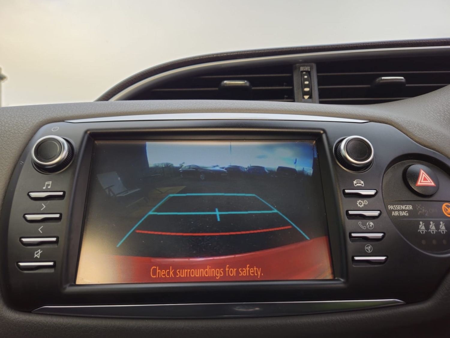 Used Toyota Yaris 2018 for sale - 77452788: Photo 14