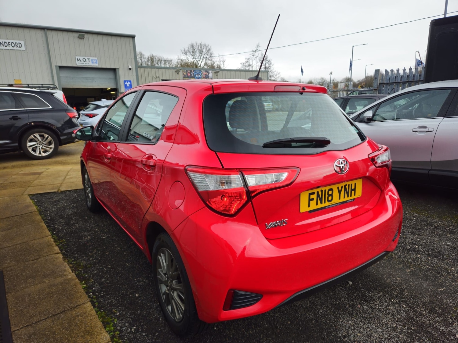Used Toyota Yaris 2018 for sale - 77452788: Photo 4