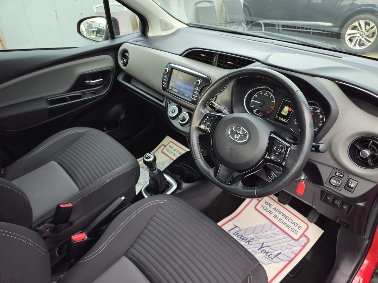 Used Toyota Yaris 2018 for sale - 77452788: Photo 8