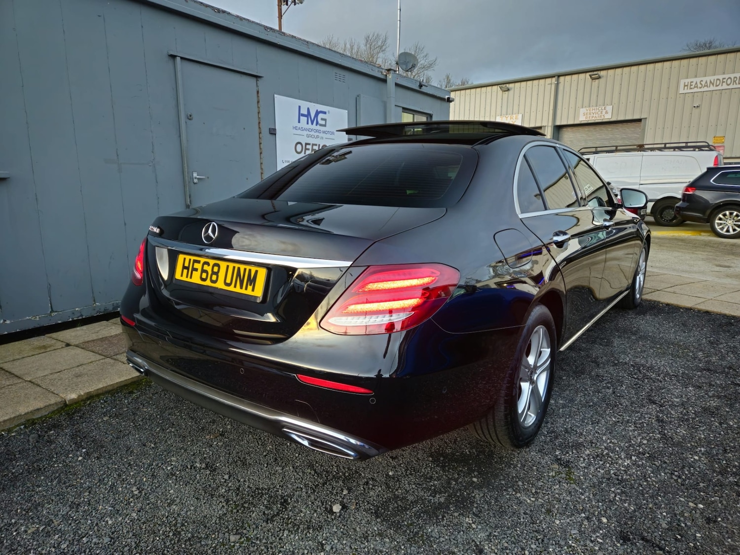 Used Mercedes-Benz E Class 2018 for sale - 76799532: Photo 6