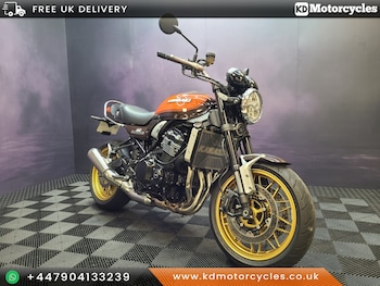 Used Kawasaki Z900 RS 50TH ANNIVERSARY 2022 for sale - bike-77866673: Photo