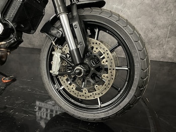Used Ducati SCRAMBLER 1100 PRO DARK 2021 for sale - bike-77868150: Photo
